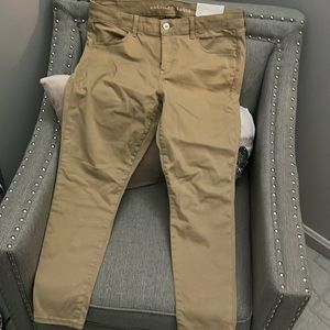 Women’s tan jegging
